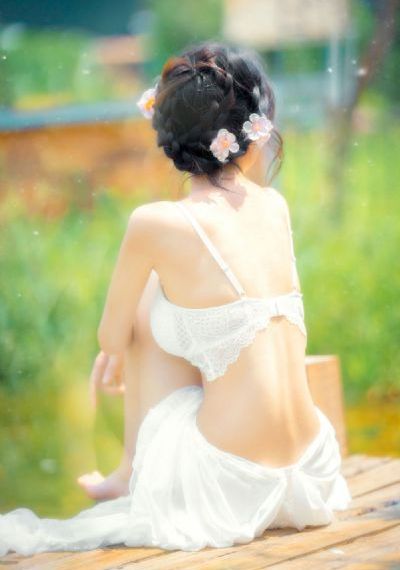 男女一边摸一边做爽爽电视
