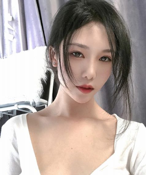 年轻的老师韩国