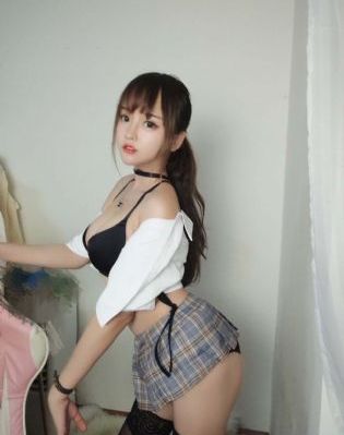 《为何是你》电影在线观看